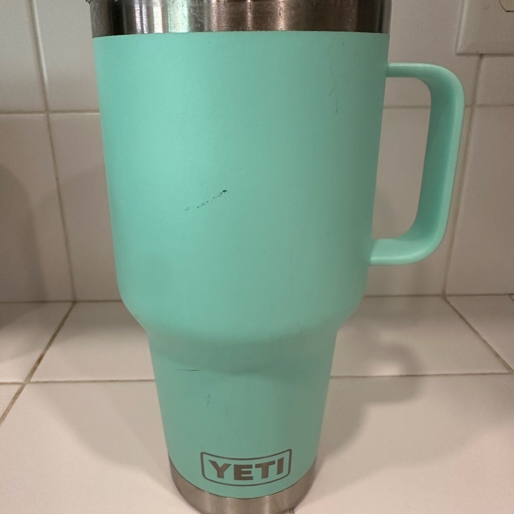 YETI Turquoise Mug with Handle